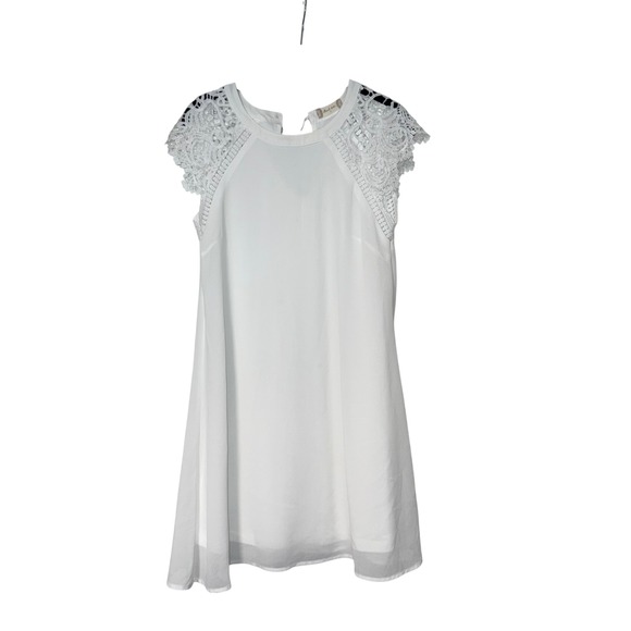Altar'd State Dresses & Skirts - Altar'd State Lace Cap Sleeve Shift Dress Womens Small White Polyester